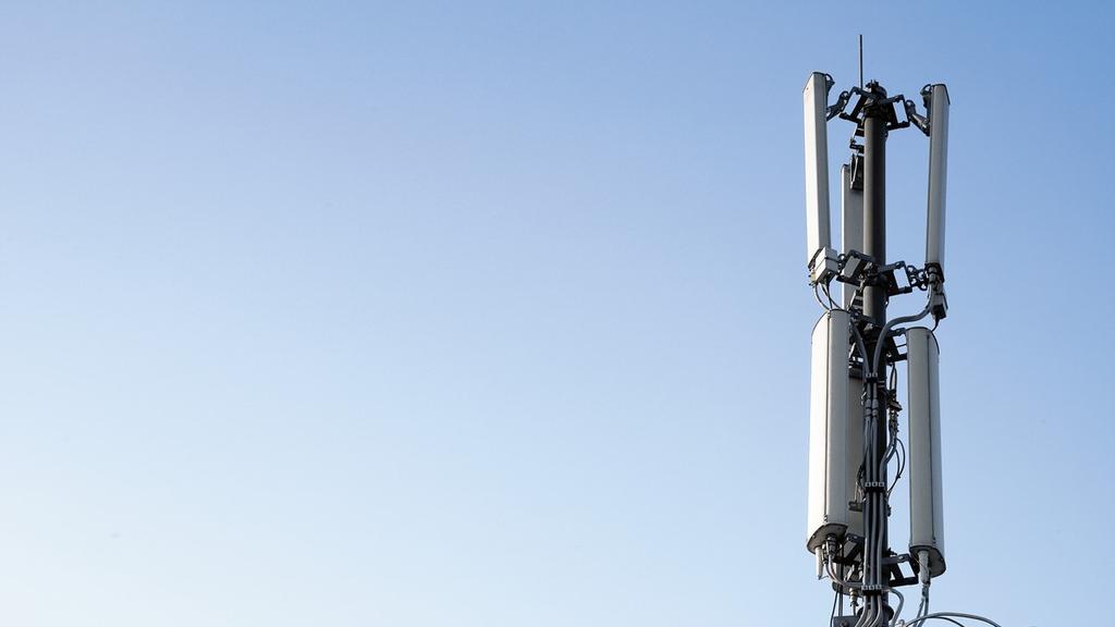 Mobilfunk: Top Speeds & Top Spracherlebnis Erster 500 Megabit Anbieter Top Speed in bald 30 Städten Erstes Europa LTE ohne Roaming Gebühren WiFi