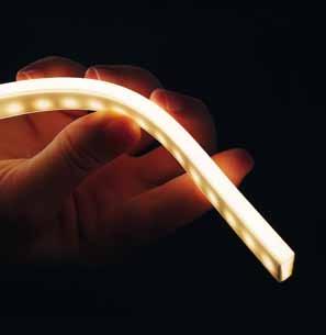 Lichtsysteme / Lichtmodule XOOMINAIRE setzt auf modernste LED-Technologie mit einer weitaus höheren Effizienz im Vergleich zu Leuchten mit T5-Leuchtstofflampen.