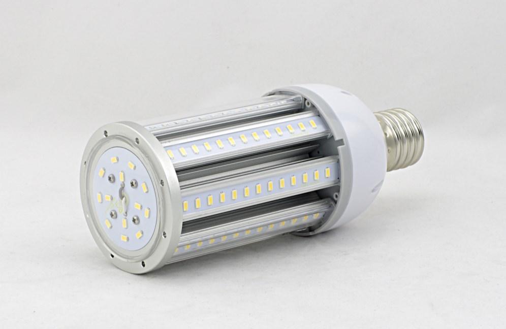 LED Straßenlampe 360 27W 36W Die neu entwickelte, patentierte LED Straßenlampe von KLB verfügt über eine innovative Kühlkörperstruktur für eine optimale Wärmeableitung und lange Lebensdauer.