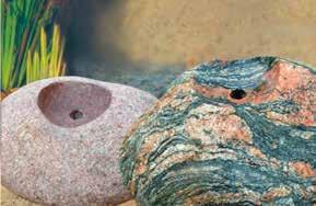 315,35 Granit Findlings-Quellsteine anpoliert mit Bohrung, teils mit Naturkruste, aus