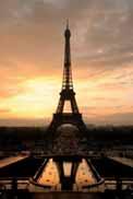 Projekte und Studienfahrten PARIS Stadt der Liebe, der Träume und der Baguettes Wir, ein Teil der ehemaligen zwölften Klasse, machten uns im Juni 2006 auf nach Paris, wo schon Heinrich Heine, Vincent