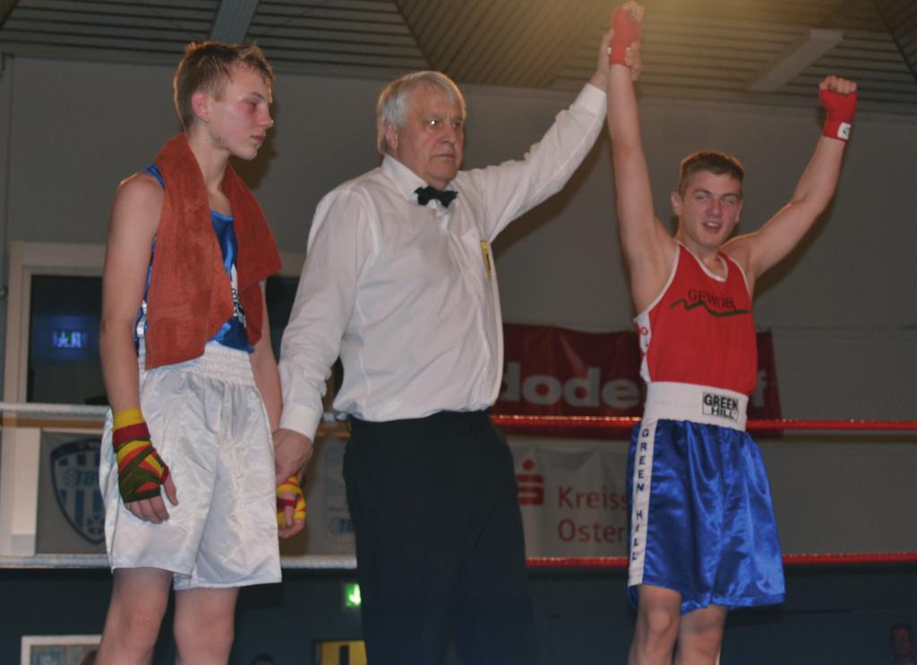 Fortsetzung Box-Abteilung Boxen in Schwanewede am 15. Januar 2014! Am 15.01. begann in Schwanewede die Weser-Ems-Meisterschaft 2014, die von zahlreichen Ausfällen bestimmt wurde.