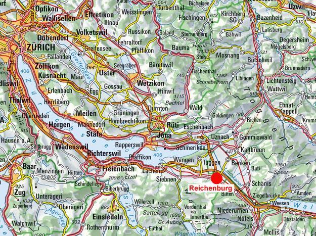 Reichenburg Lage Reichenburg liegt am Rande der Voralpen und grenzt nördlich und östlich an die Kantone St. Gallen und Glarus. Das Gemeindegebiet setzt sich zusammen aus der Linthebene (411 m ü.m.) und dem Wohngebiet südlich der Bahnlinie.