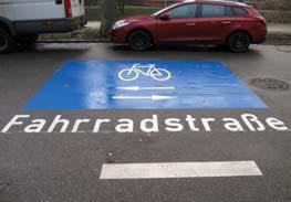 Beginn einer Fahrradstraße (Vz 244 StVO)