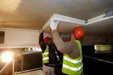 Die Schlagdübel zur Befestigung der Halteklammern müssen für den vorhandenen Untergrund geeignet und vom Hersteller freigegeben sein.