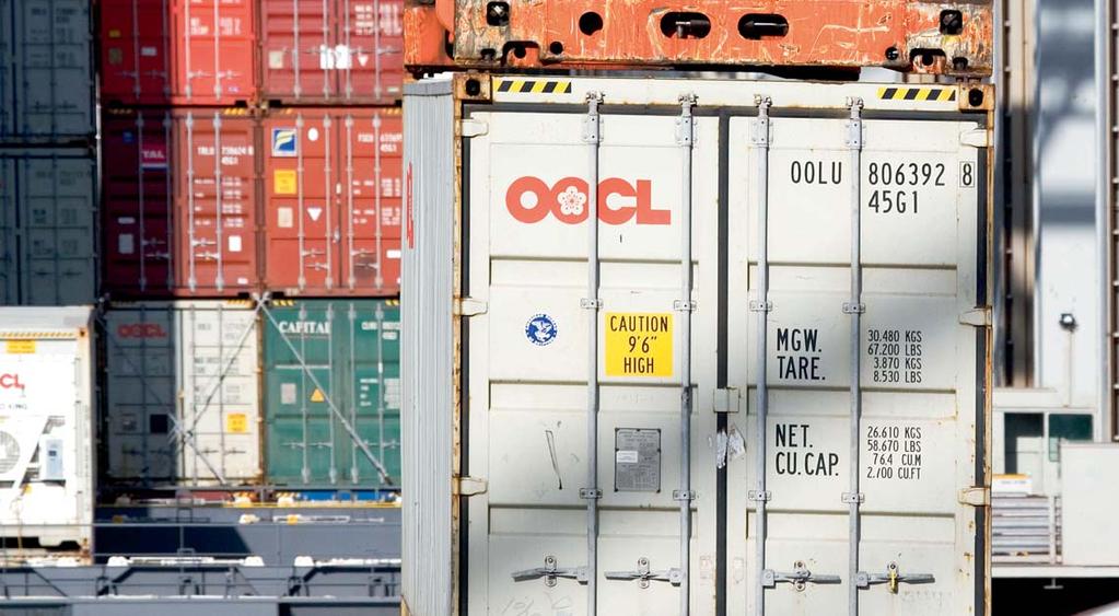 Containerschiffe Gewinner der Globalisierung Wachstumsmotor der Weltwirtschaft Noch deutlich stärker als der Welthandel und der Welt-Seehandel wuchs in den vergangenen Jahren der internationale