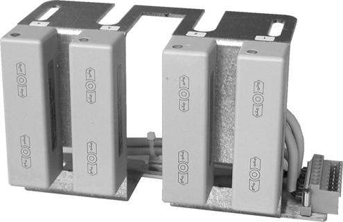 3 Magnetschalterblöcke MB4 FS, MB2 FS Die Konstruktion der Magnetschalterblöcke ermöglicht den Einsatz im Bereich der Führungsschienen. Die Bestückung erfolgt jeweils mit 2 oder 4 Magnetschalter.