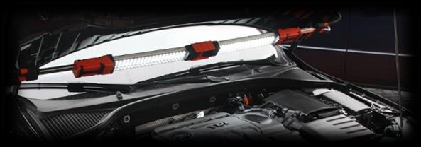 Mit den Befestigungsbügeln können Sie die Werkstattleuchte auch sehr gut an der Motorhaube eines Fahrzeugs befestigen, wodurch Sie ein ideales Licht für Reparaturarbeiten im Motorraum erhalten.
