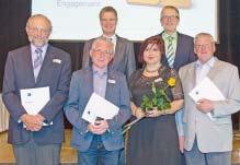 Region Ulm EHRENAMT Dank für Engagement Die IHK Ulm zeichnete bei einer Feierstunde 117 Ehrenamtliche für Verdienste um die Selbstverwaltung der Wirtschaft aus.