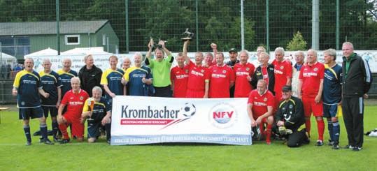 3. Krombacher Ü 60-Meisterschaft Die Finalisten der 3. Krombacher Ü 60-Meisterschaft: SG Lilienthal-Falkenberg (links) 