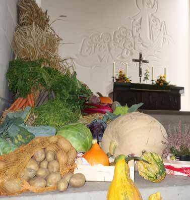 Vor allem in ländlichen Gegenden ist das Erntedankfest ein wichtiger Tag, der groß gefeiert wird. Die Landwirte kommen mit ihren Familien in die Kirche.