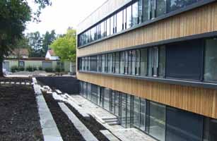 2003 wurde in der Riemerlinger Sommerstraße der Kindergarten nebst Krippe am Waldpark errichtet.
