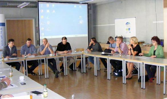 Anpassungsmaßnahmen und Leitprojekten Präsentation auf Thüringer Klimakongress (Mai 2014 / Erfurt) Poster auf Regionalplanertagung SWT (September 2014 / Sonneberg)