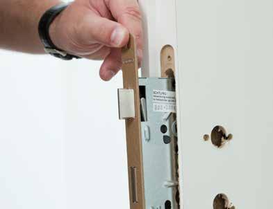 AC4100 Einsteckschlösser Türschließer für leichte Zimmertüren Türschließer für leichte Zimmertüren bis 40 kg Geeignet für ein Türgewicht bis maximal 40 kg DIN links und DIN rechts verwendbar Leichte