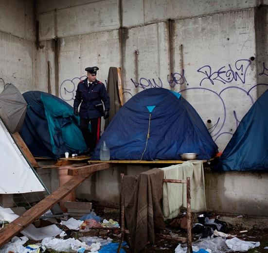 Italien = Obdachlosigkeit /