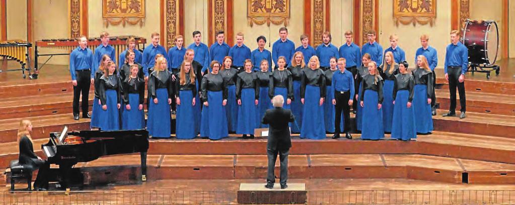 4 AUS DER REGION KURZ NOTIERT Rudelsingen am Sonntag in Vreden Vreden Am Sonntag 25. Juni, ist in Vreden von 11 bis 13 Uhr im Saal Altes Gasthaus Terrahe wieder singen im Rudel angesagt.