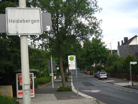 Ortsteilschild Heidebergen an der Grenze zu Kohlkaul (gr) Einmündung der Straße Am Wolfsbach im Süden ( oben ) gehören.