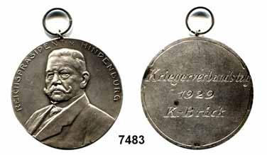 HINDENBURG IN NUMMIS Veteranen 93 7483 Silbermedaille. Unsigniert. Auf den Kriegerverbandstag 1929 in Köln - Brück. Brustbild von vorn links zivil.