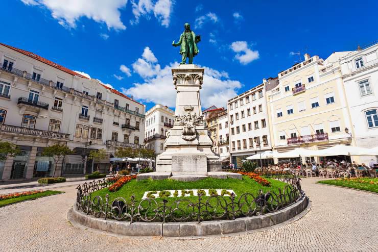 4.Tag, Mittwoch 06.06.2018 Coimbra, Fatima und Nazaré Nach dem Frühstück verlassen Sie Porto und fahren mit dem Bus in die altehrwürdige Universitätsstadt Coimbra.