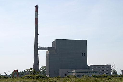 Österreich - entnuklearisiert Kernkraftwerk Zwentendorf bei Wien SWR mit ca. 700 MW (ca. 1 Mrd. Euro) 5.11.1978 Referendum (50,47% Nein) wird Ersatzteillager für deutsche SWR Dez.