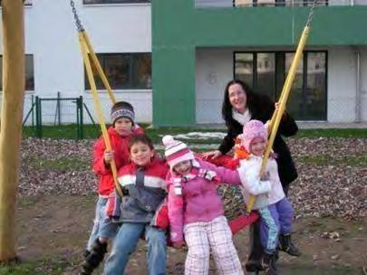 Wohngruppen Kinderwohngruppe Jedlesee und Leopoldau kurzfristige Betreuung mit dem Ziel der Rückführung intensive Elternarbeit 4,5 SozialpädagogInnen + WirtschafterIn +