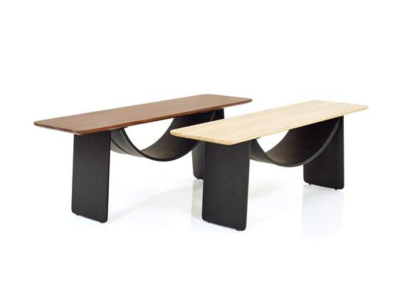 essential accessoires Der Melange Bridge Table verwandelt sich zur Zeitschriften Ablage, der Melange Stool Table ist auch ein Hocker, oder mit