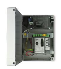 MOONCLEVER SOLEMYO 24 V Steuergerät für 24-Vdc-Drehtorantriebe ohne Encoder. Kompatibel mit dem Solemyo-Solarenergie versorgungssystem.