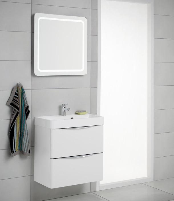 Spiegel und Spiegelschrank sind beide mit hochwertiger LED oder T5 Beleuchtung ausgestattet und nach IP44 zugelassen, was einen Abstand von 60 cm zur Dusche