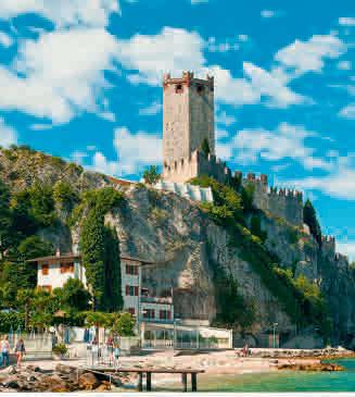 Typisch Gardasee Das erleben Sie nur hier rrschönheitswettbewerb der Burgen Die mächtige Familie der Scaligeri aus Verona herrschte jahrhundertelang am Ostufer des Sees. Im 13. und 14. Jh.