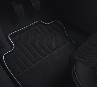 Komfort und Innenraum Fußmatten Verleihen Sie Ihrem Fahrzeug etwas zusätzlichen Schutz.