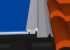Einfache Montage Die Solrif -Module werden durch Metallbügel - ähnlich den Sturmklammern bei Ziegeln - gehalten, die auf den Dachlatten befestigt