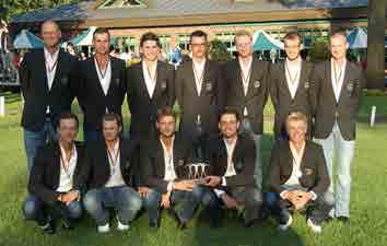 GOlf DMM der Herren 2012 Mission: Titelverteidigung Vom 2.- 5. August diesen Jahres fanden im Sporting Club Berlin in Bad Saarow die Deutschen Mannschaftsmeisterschaften der Herren statt.