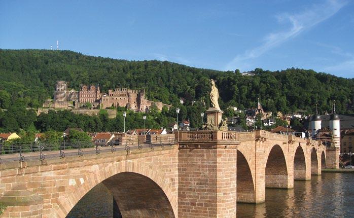 Jede neue Sprache ist wie ein offenes Fenster, das einen neuen Ausblick auf die Welt eröffnet und die Lebensauffassung weitet.