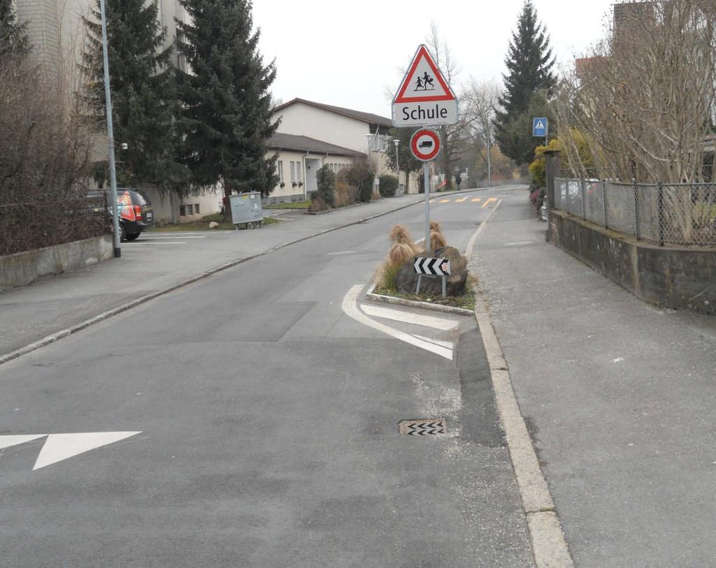 Hindernis umfahren Brunnmattstrasse 1. Blick zurück 2.