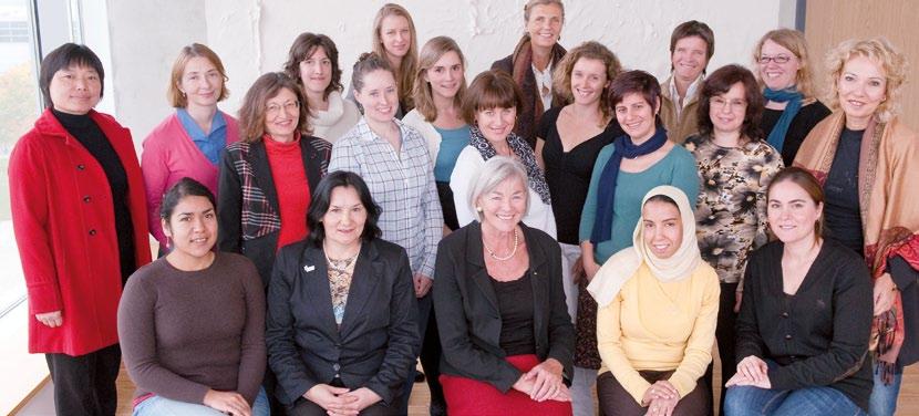 Foto: Eckert, TUM Stay connected worldwide Internationales Seminar: Netzwerk Women of TUM Women of TUM versteht sich als Netzwerk für Wissenschaftlerinnen, Alumnae und Studentinnen der TUM, in dem