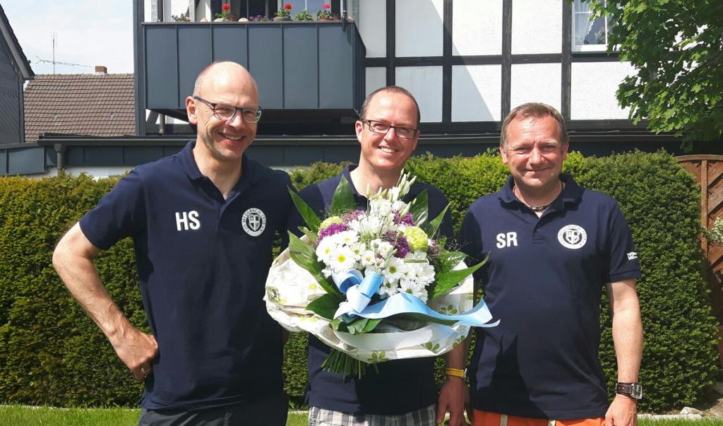 Glückwunsch an Mattin zum Schützenkönig Am letzten Spieltag hatte unser Vorstandsmitglied Martin Specht bekanntlich in Küstelberg den Aar erlegt.