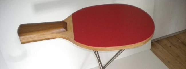 SEITE 8 Riesen-Tischtennis-Schläger Schlicht in drei Farben Dieser Schläger ist mit einer Linoleum-Beschichtung in