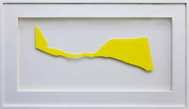 Ursula Sax Papiermodell Raummesser UX 35 (1:50) 2011/2015, 27,4 x 66 x 3,5 cm (Bühnenpassepartout-Rahmen) Farbiges Papier, Kapaline, Museumskarton, lackiertes Ahornholz, UV-Plexiglas Foto: Lukas