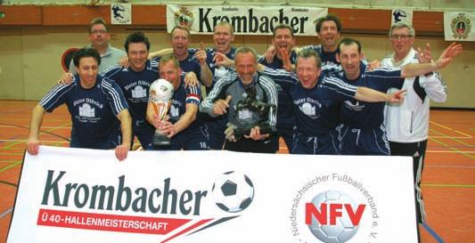 Krombacher Ü 40-Hallenmeisterschaft Niedersachsenmeister 2015: Das Team von Blau-Weiß Bümmertstede entthronte Seriensieger Hannover 96.