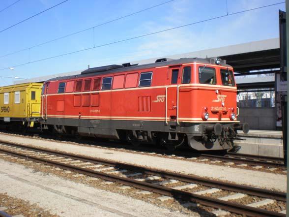 Dieselhydraulische Lokomotive der Baureihe 2143: Herkunft: Österreichische Bundesbahnen Baujahr: 1966 Leistung: 1104