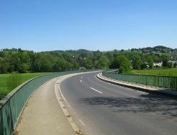 Siegbrücke zwischen Oberauel und Stadt