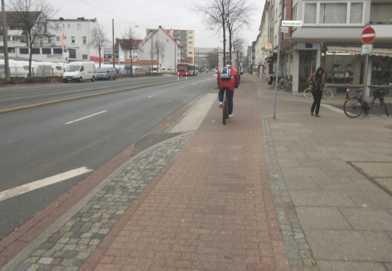 Radverkehrsführungen in Hauptverkehrsstraßen Bauliche Radwege Radwege gewährleisten objektive und