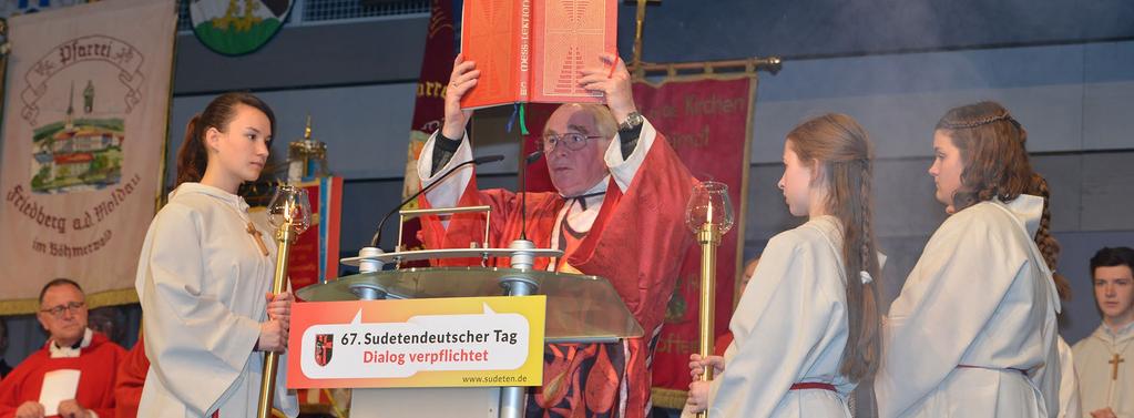 an den Sudetendeutschen und den Karpatendeutschen, Monsignore Pfarrer Karl Wuchterl, Visitator emeritus,
