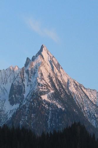 SCHOOL-SCOUT Seite 4 von 17 l l l l l l l l l l l l l l l l l l l l Maßeinheiten Neben der Maßeinheit Meter gibt es auch noch folgende andere Maßeinheiten: 1 Kilometer km > 1 Meter m > 1 Centimeter