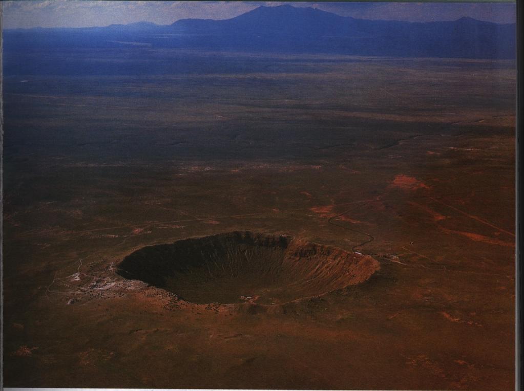 Untersuche Kraterform Ausgestoßene Materie