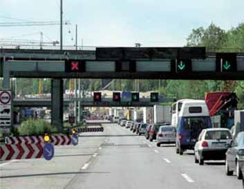 Technische Einrichtungen zur Verkehrslenkung im Vorfeld des Tunnels Für den 3-Röhren-Tunnel wurden daher vier Hauptbetriebszustände (HBZ) für die Verkehrsabwicklung unterschieden (Tabelle rechts).