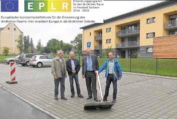 Freistaates Sachsen (EPLR) bereitgestellt. Es wurden durch die Firma Wilhelm & Co Straßen- und Wegebau GmbH aus Mutzschen 11 Parkplätze errichtet.