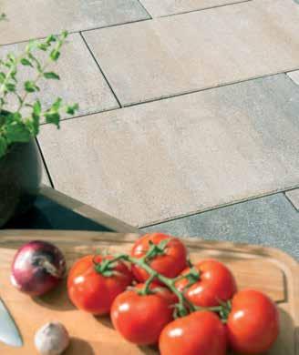 Unsere casafino Linear Terrassenplatten verfügen über eine betonglatte Oberfläche mit