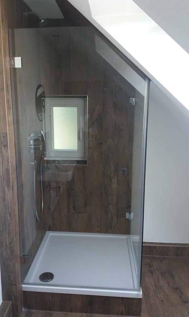 Referenzen - Privatkunden Duschen Trotz schiefer Wand, Sockel oder Dachschrägen fertigen wir Ihre Dusche maß genau und von hochwertiger Qualität.