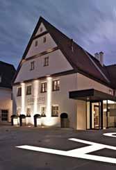 der bayerische Finanzstaatssekretär Franz Josef Pschierer überzeugen, als er vom BHG ins Hubertus Alpin Lodge & Spa in Balderschwang geladen wurde und sich den neuen Wellness stadl, die